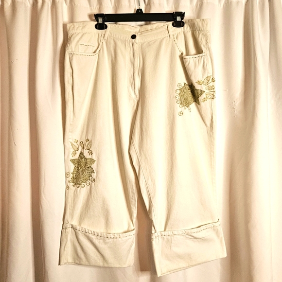 Monroe & Main Womens 1X White Cotton Embroidered‎ Capris Cuffed Cotton - Picture 2 of 8